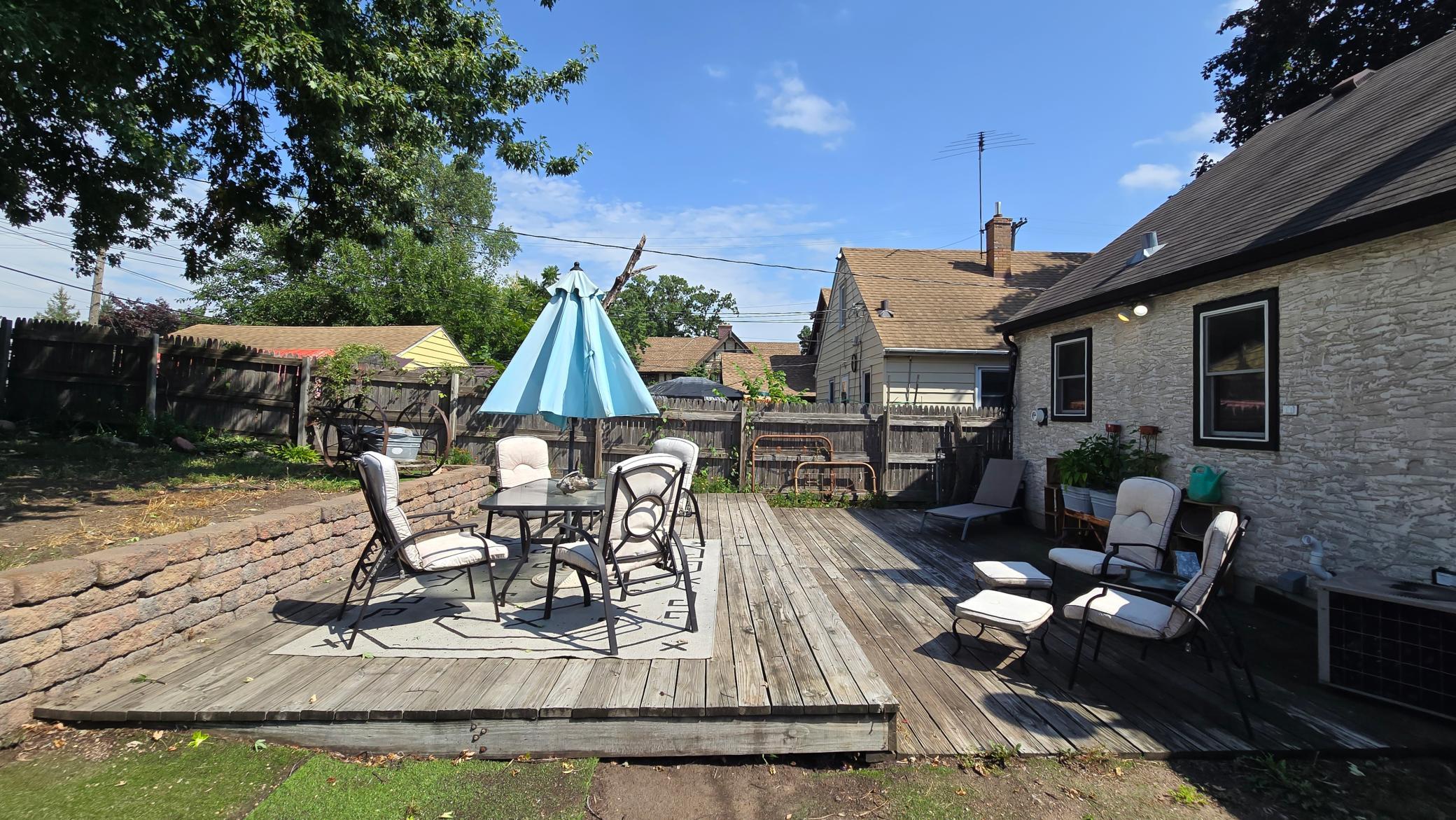 1229 7th Street E Property Photo 19