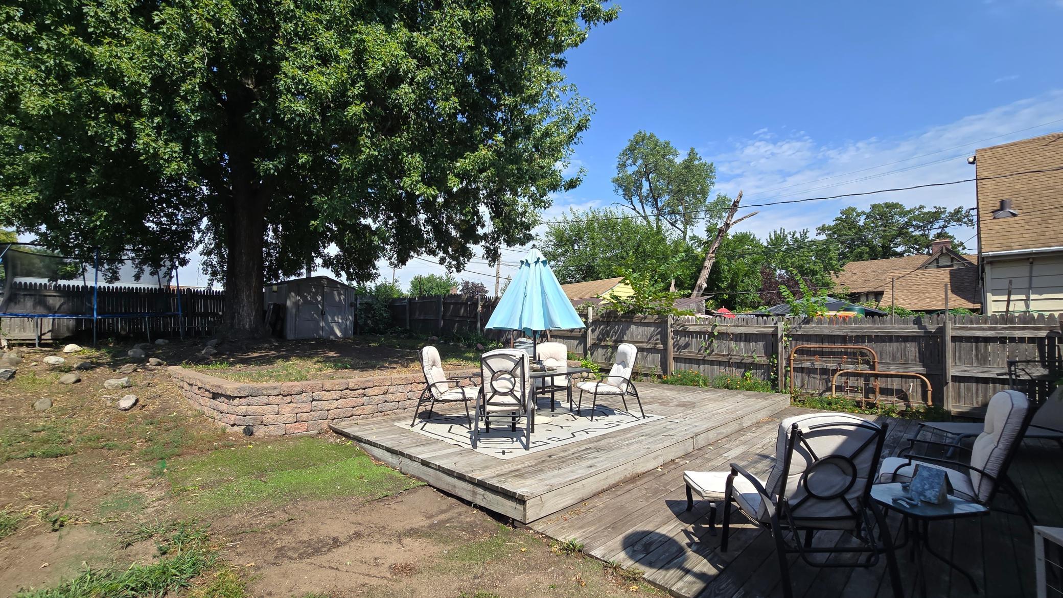 1229 7th Street E Property Photo 20