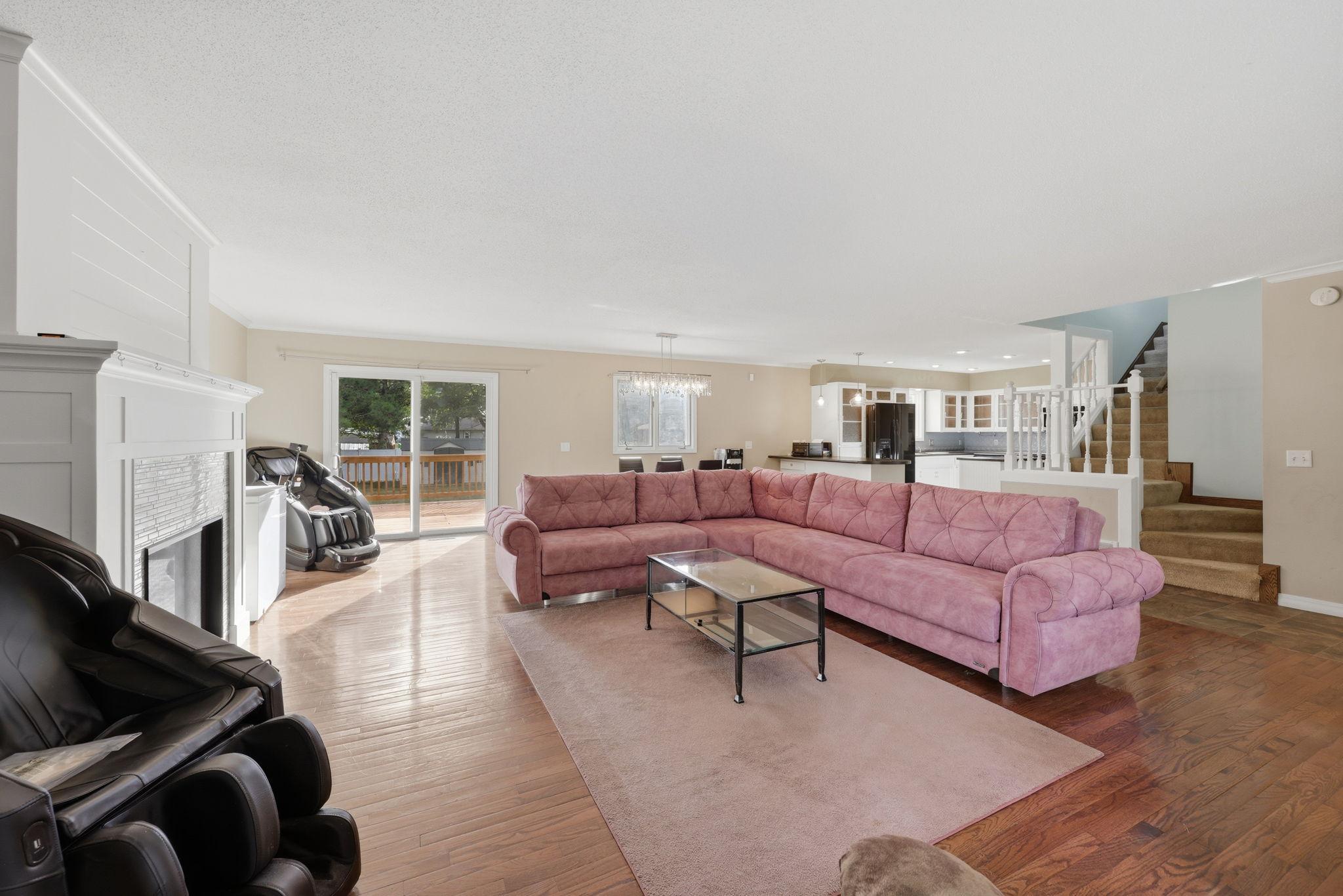937 Spruce Drive Property Photo 4