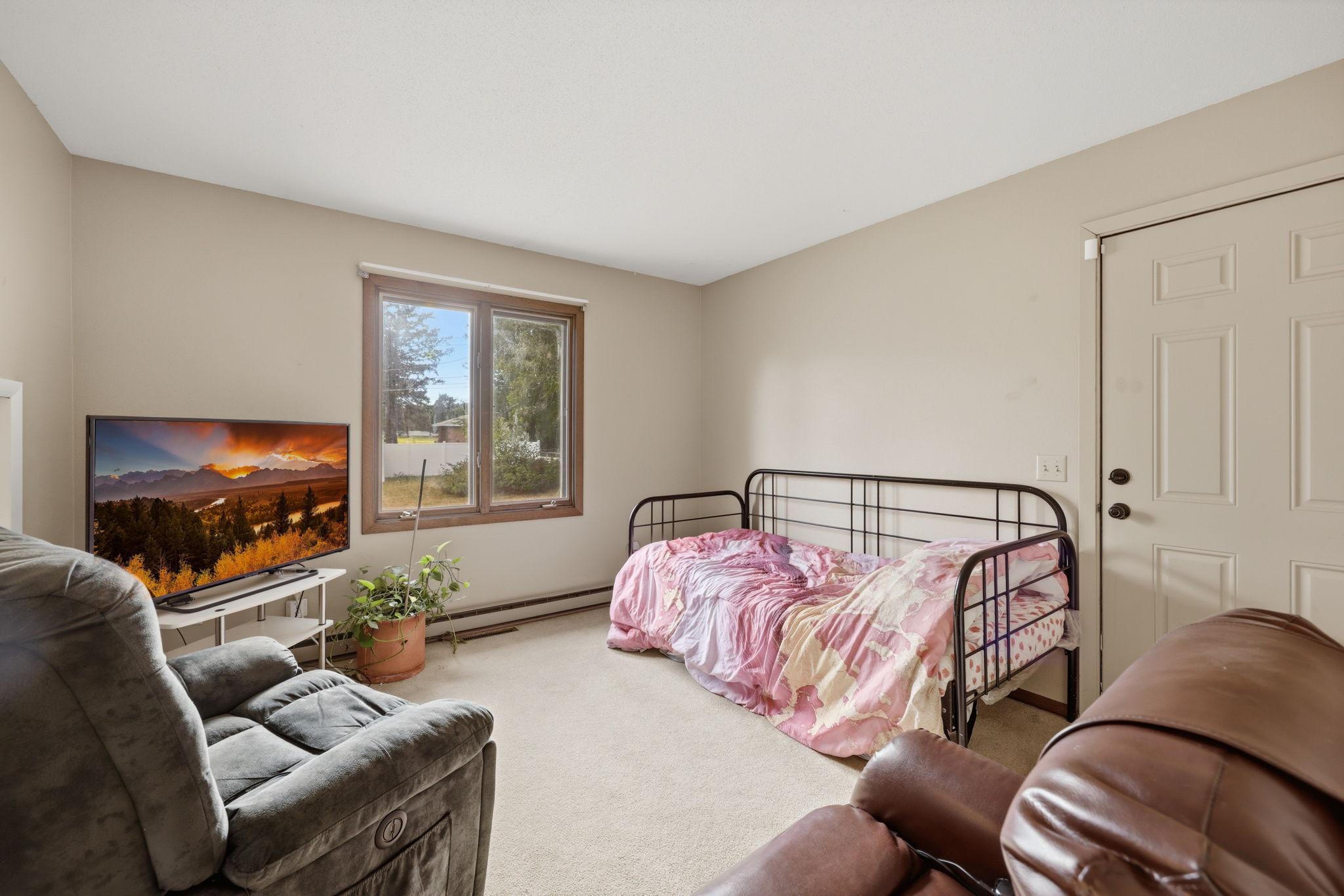 937 Spruce Drive Property Photo 16