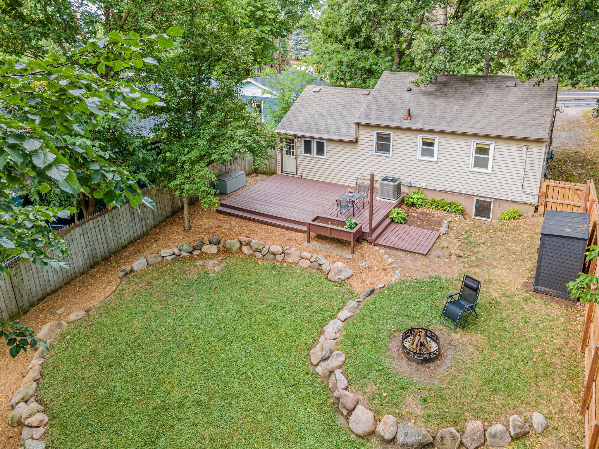 1530 N Arm Drive Property Photo 1