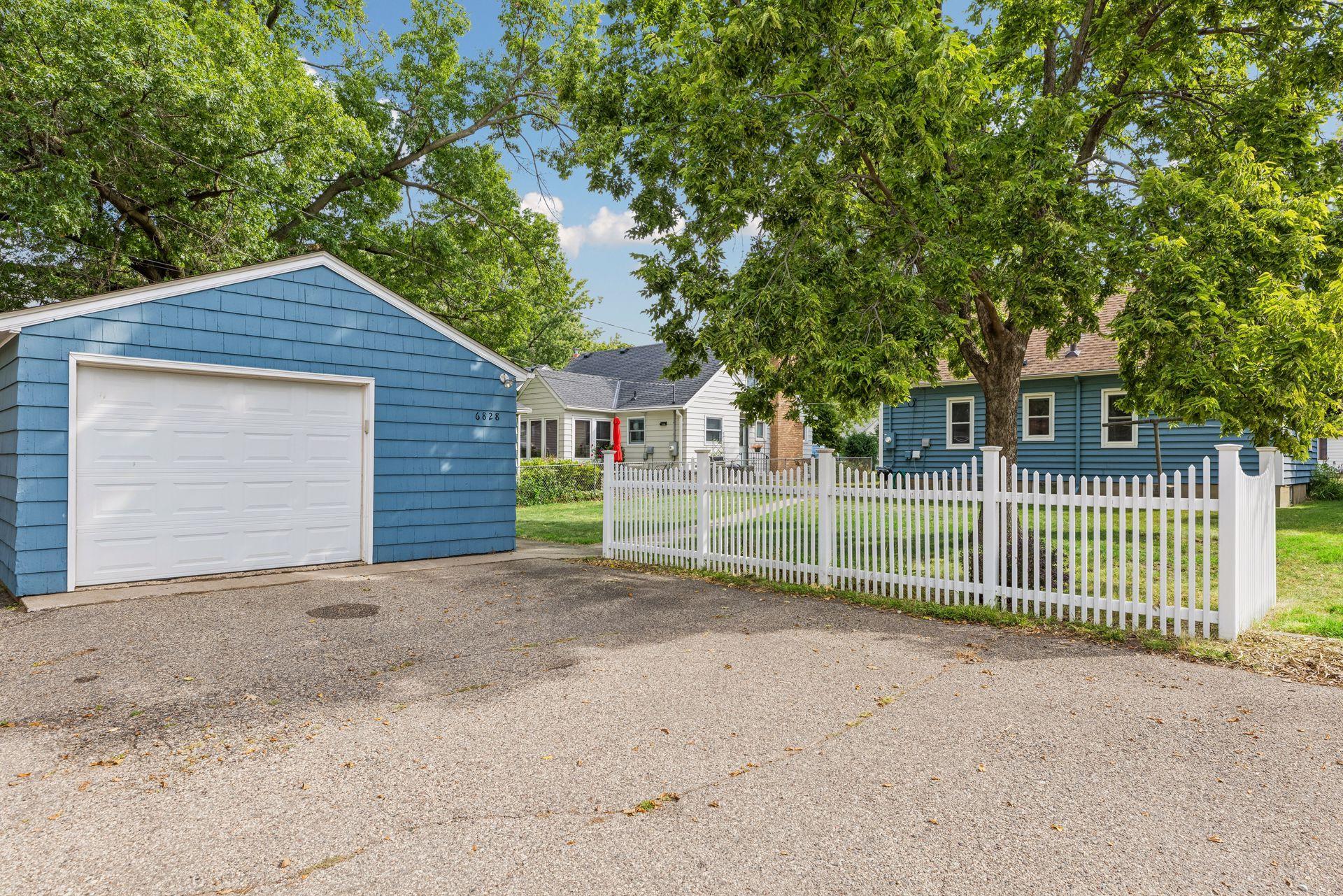 6828 Grand Avenue S Property Photo 14