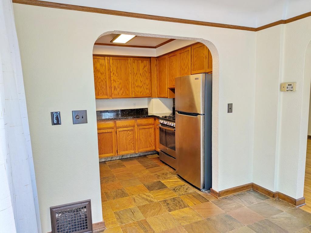 5644 12th Avenue S Property Photo 8
