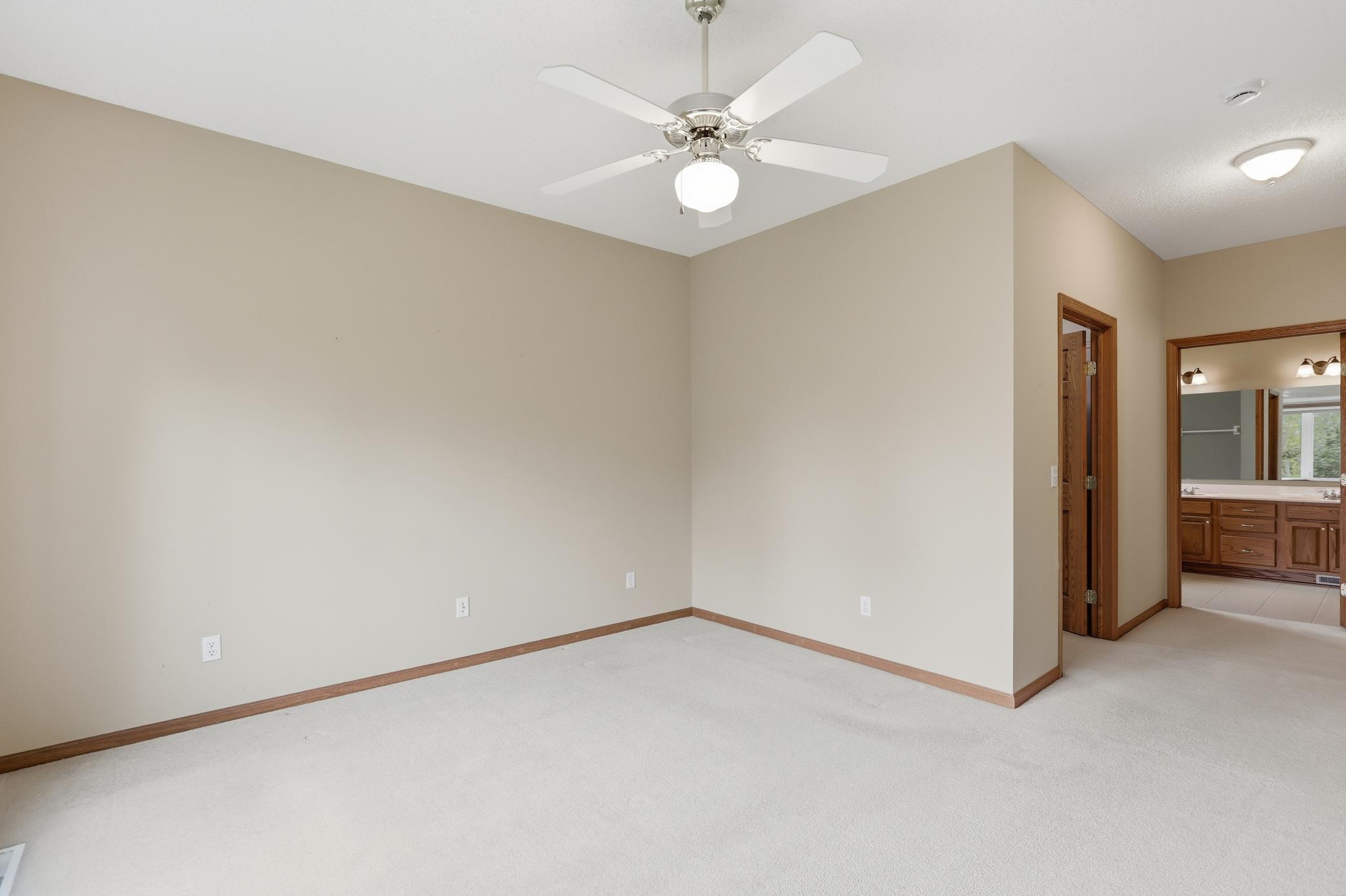 3721 Crossridge Way Property Photo 25