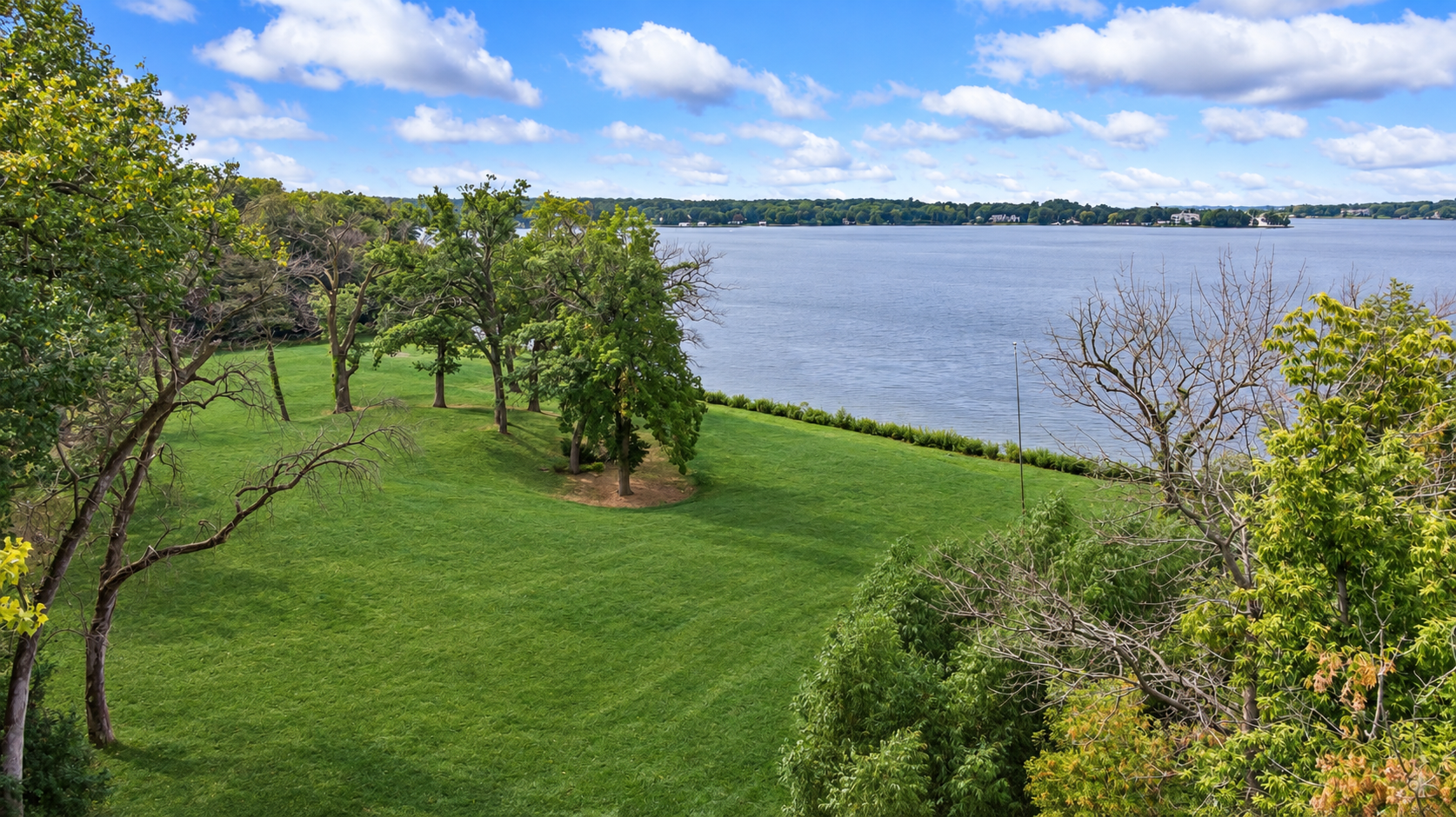 535 Bushaway Road Property Photo 1