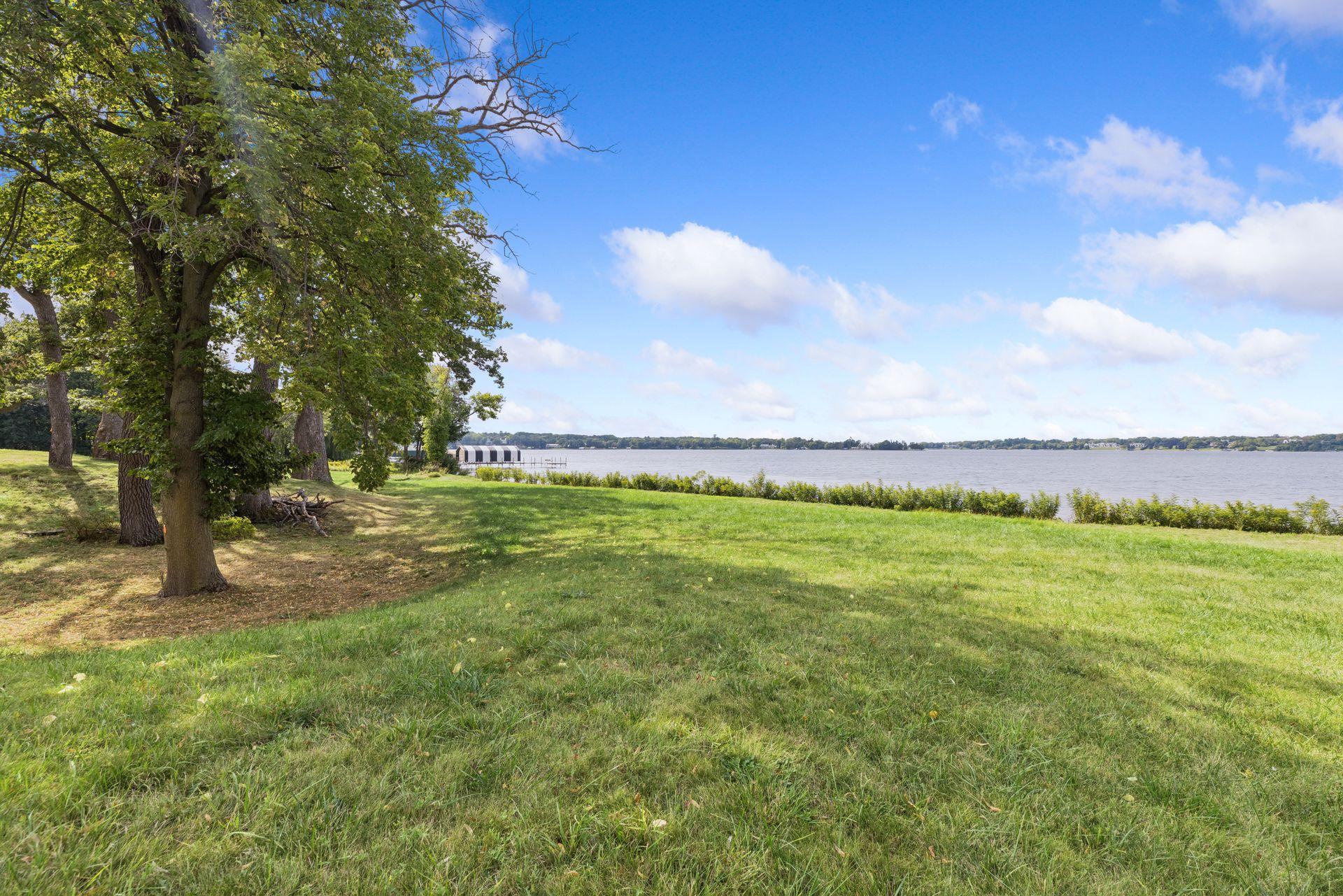 555 Bushaway Road Property Photo 1