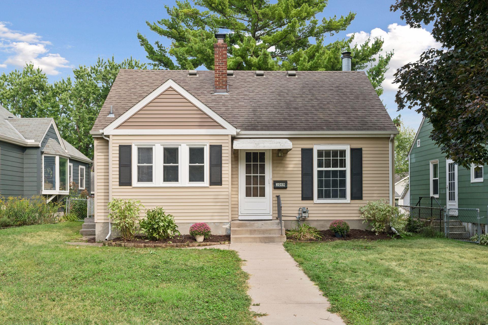 3049 Edgewood Avenue S Property Photo 1