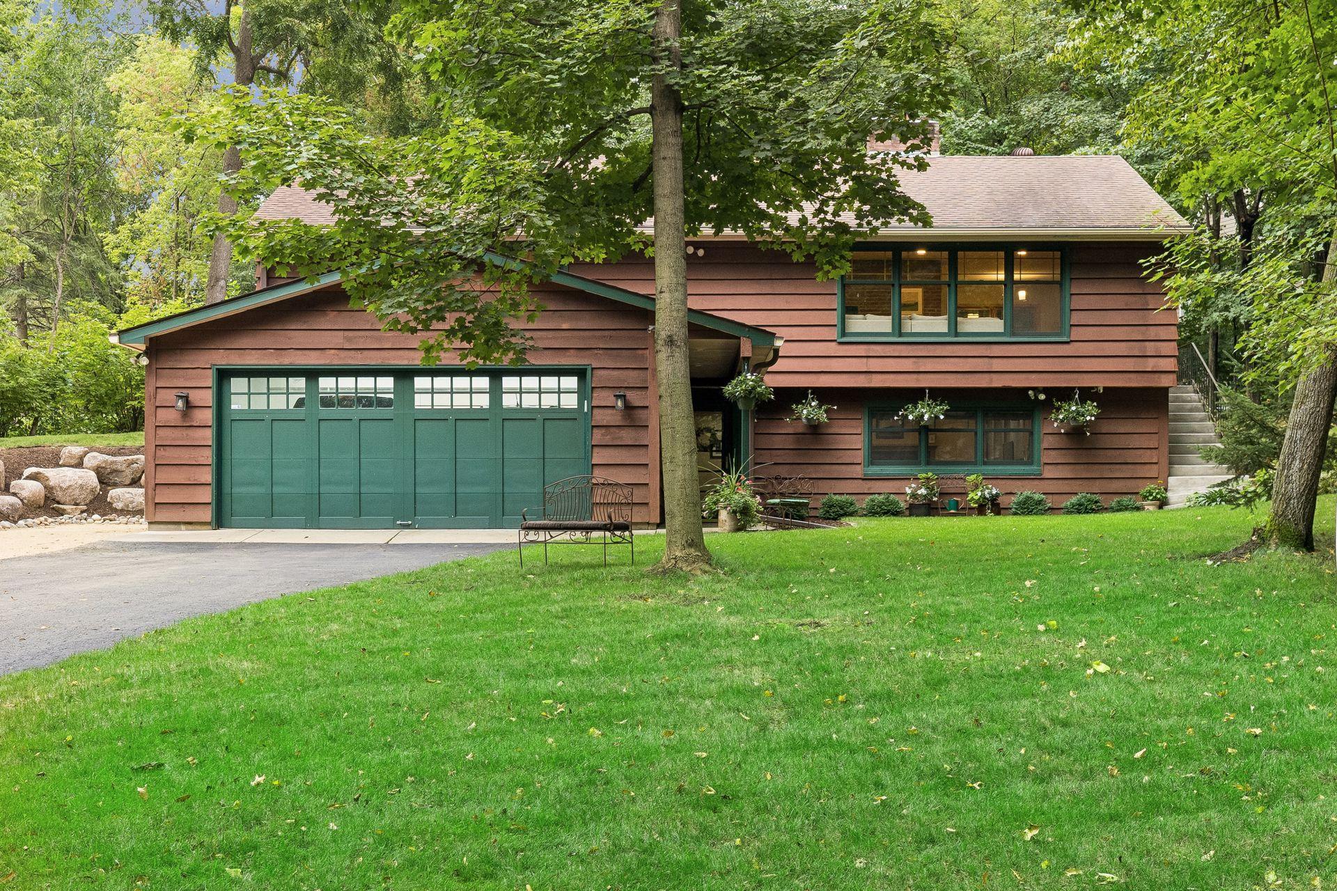 16609 Hidden Valley Road Property Photo 1