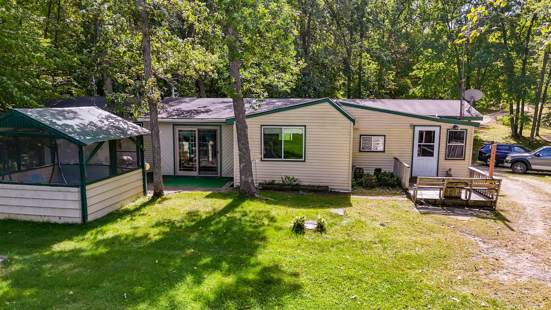 10591 Boot Lake Road Property Photo 4