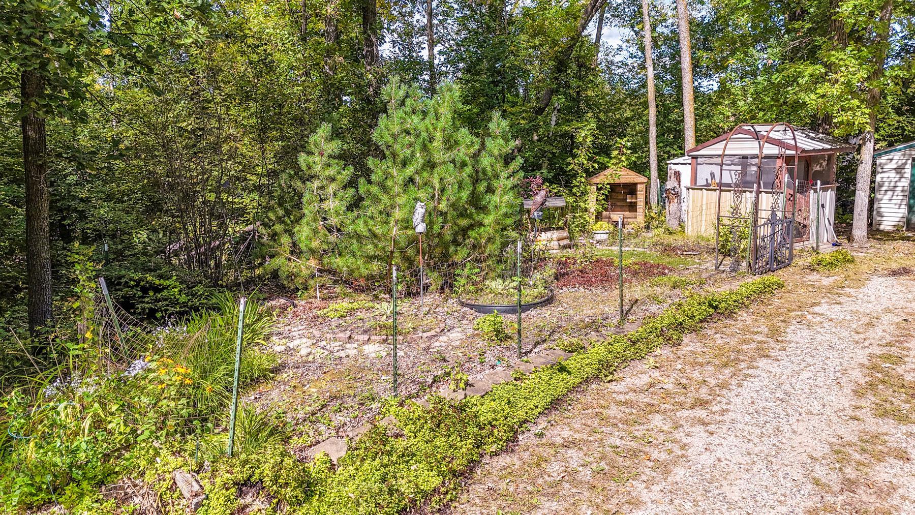 10591 Boot Lake Road Property Photo 21