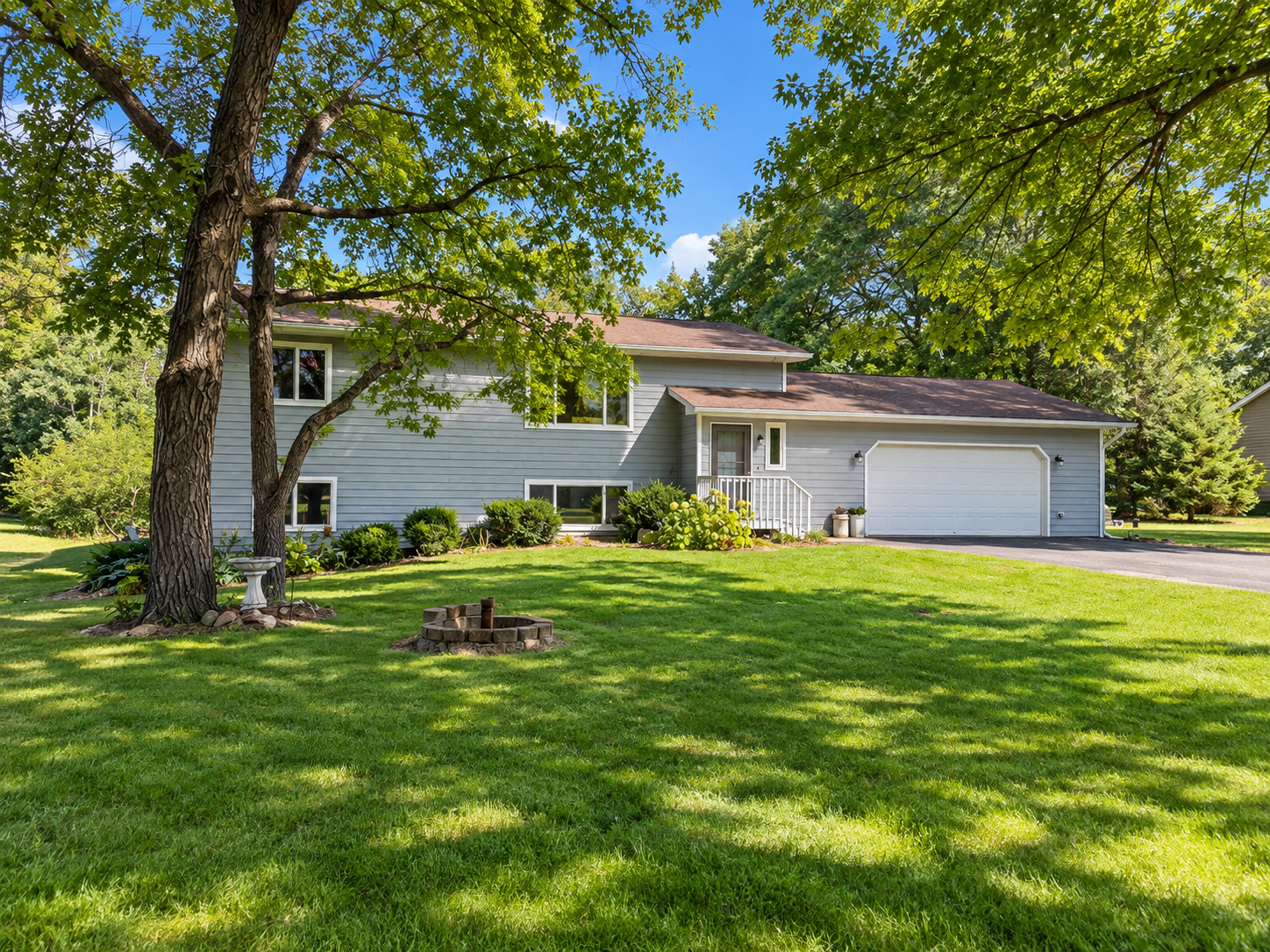 13392 Honeysuckle Way