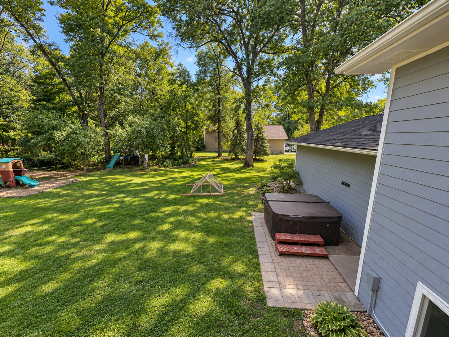 13392 Honeysuckle Way Property Photo 8