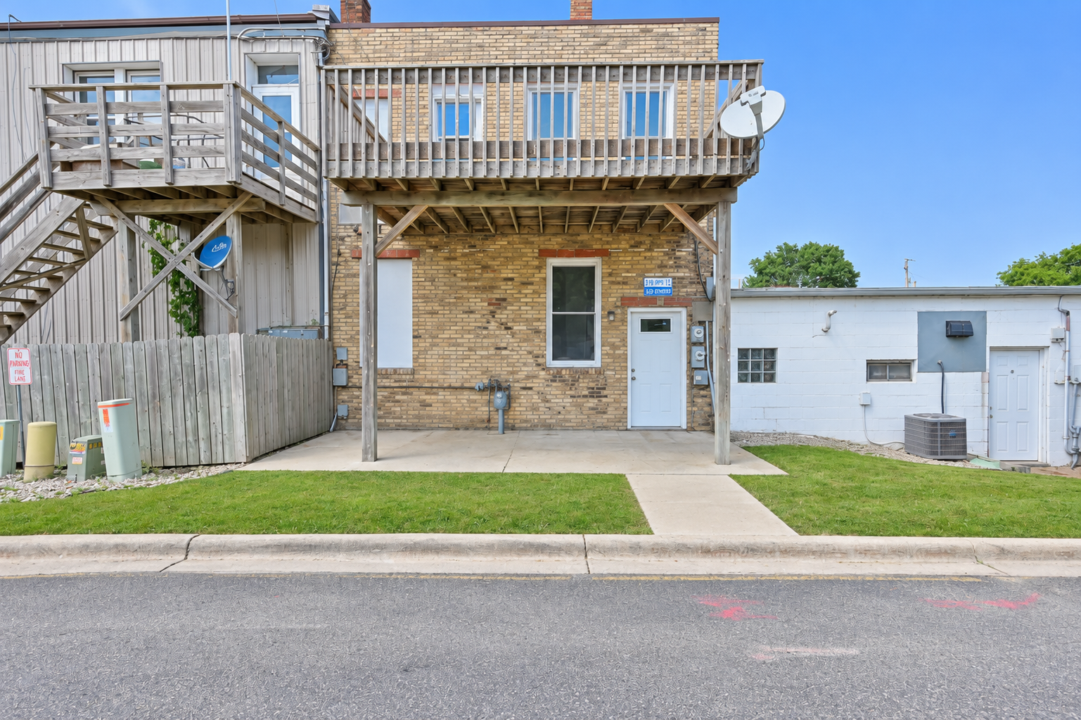 22 E Main Street Property Photo 13
