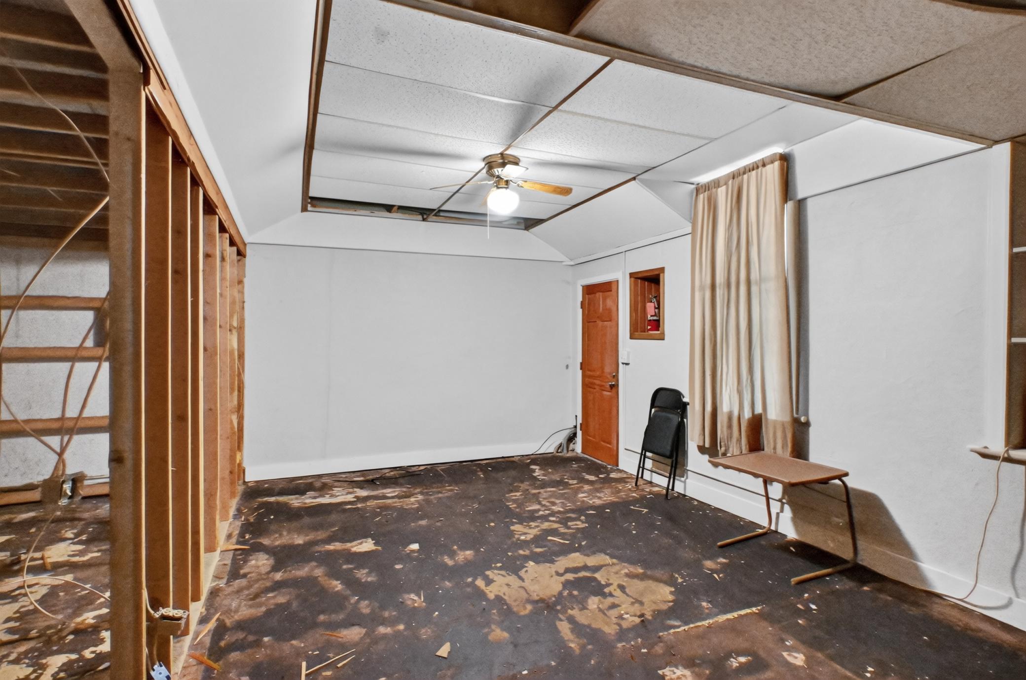 22 E Main Street Property Photo 36