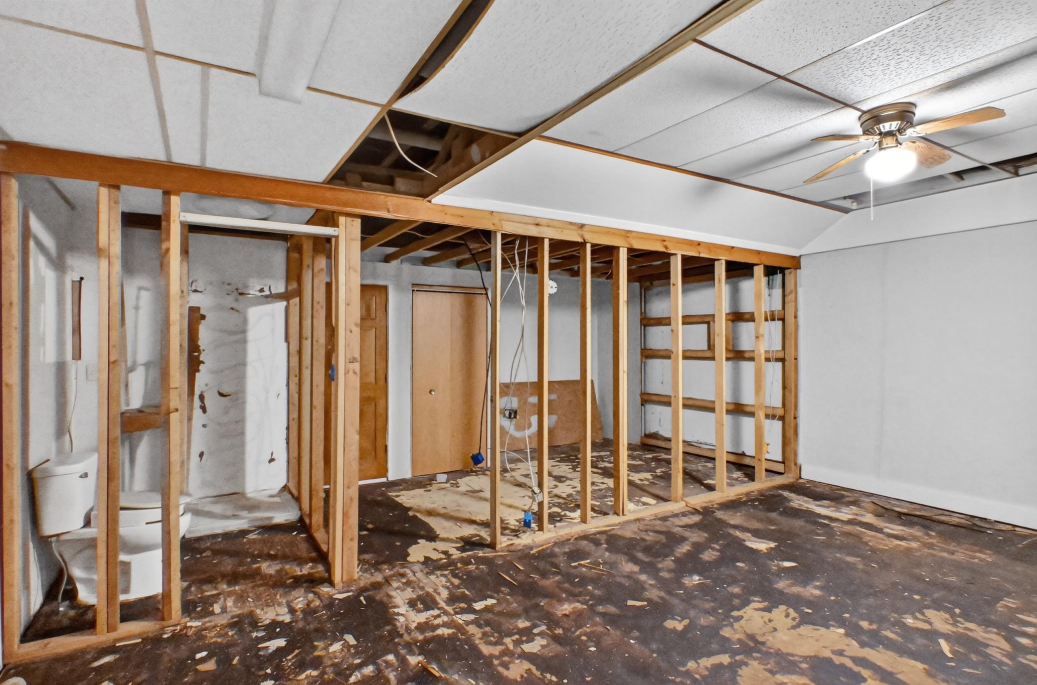 22 E Main Street Property Photo 37