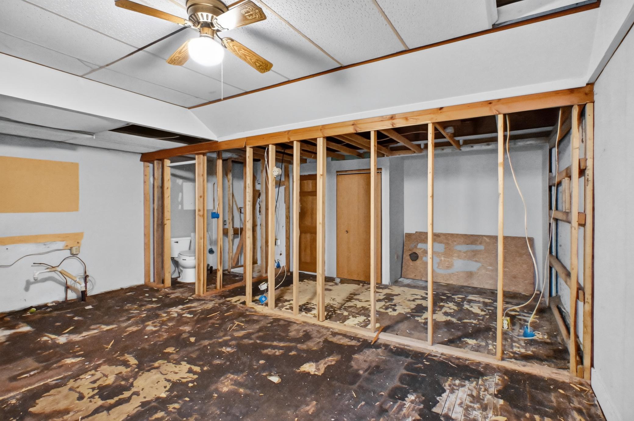22 E Main Street Property Photo 41