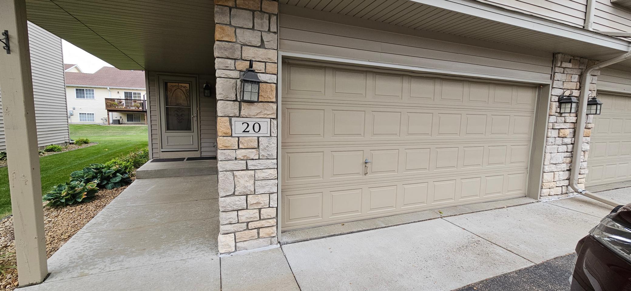 1 Lilac Lane 20 Property Photo 1