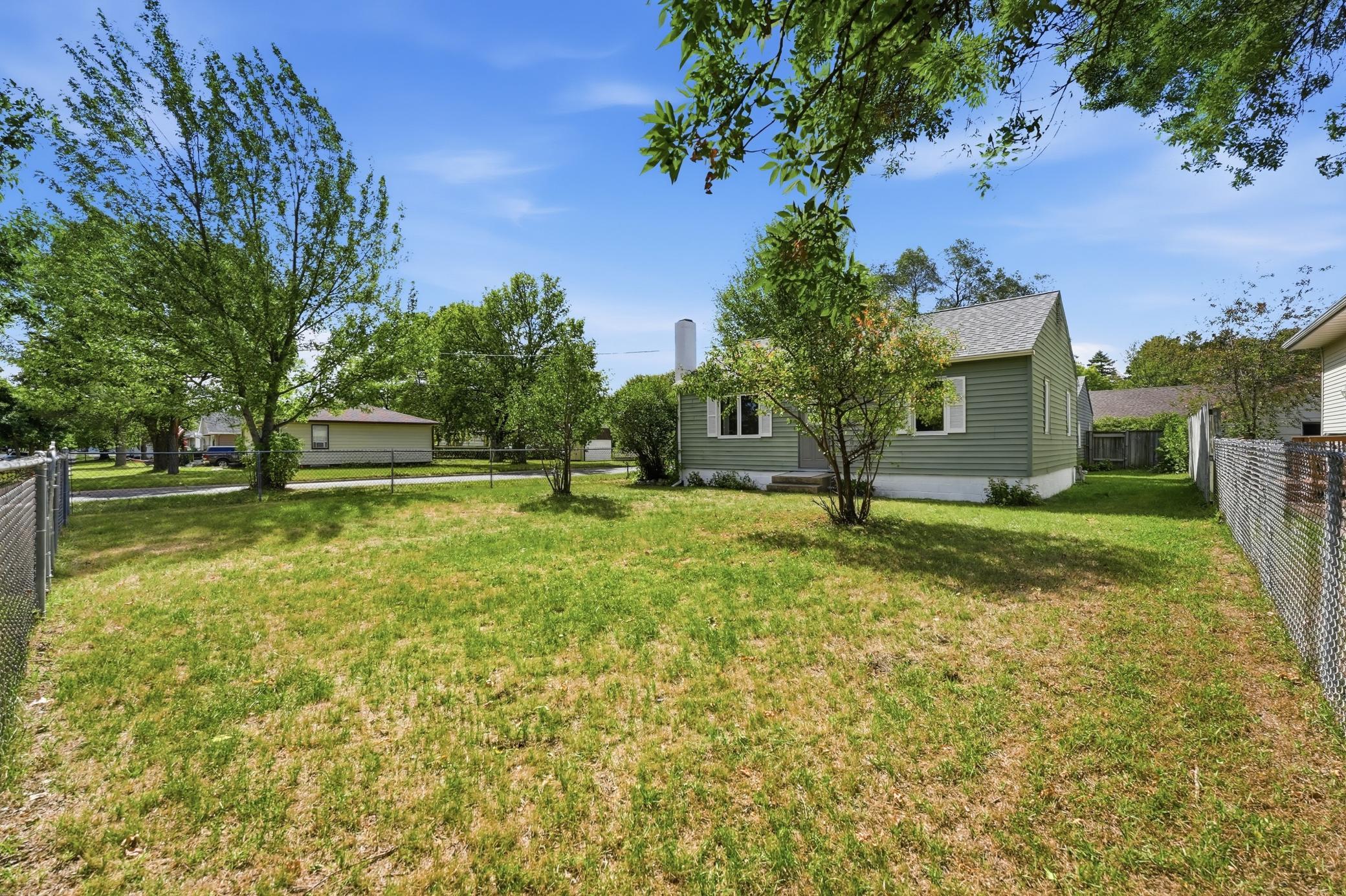 401 27th Avenue N Property Photo 5