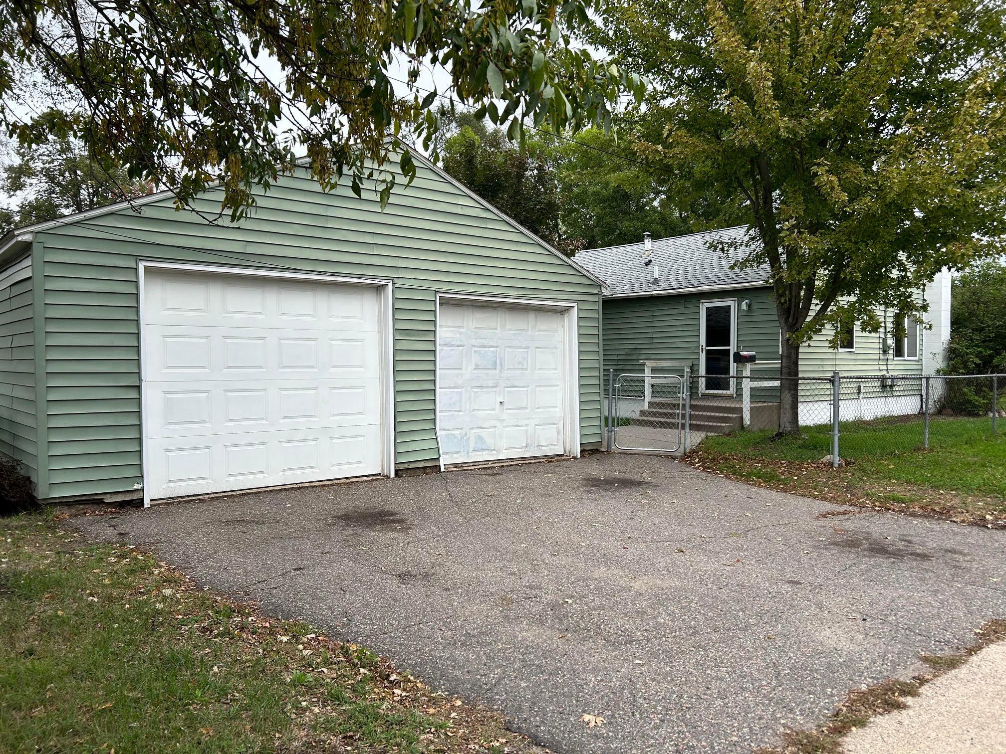 401 27th Avenue N Property Photo 7