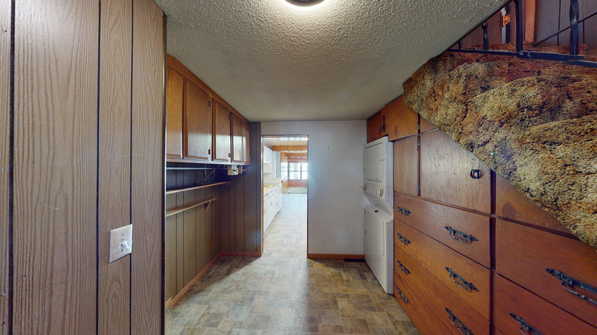 6309 24th Street Ne Property Photo 8