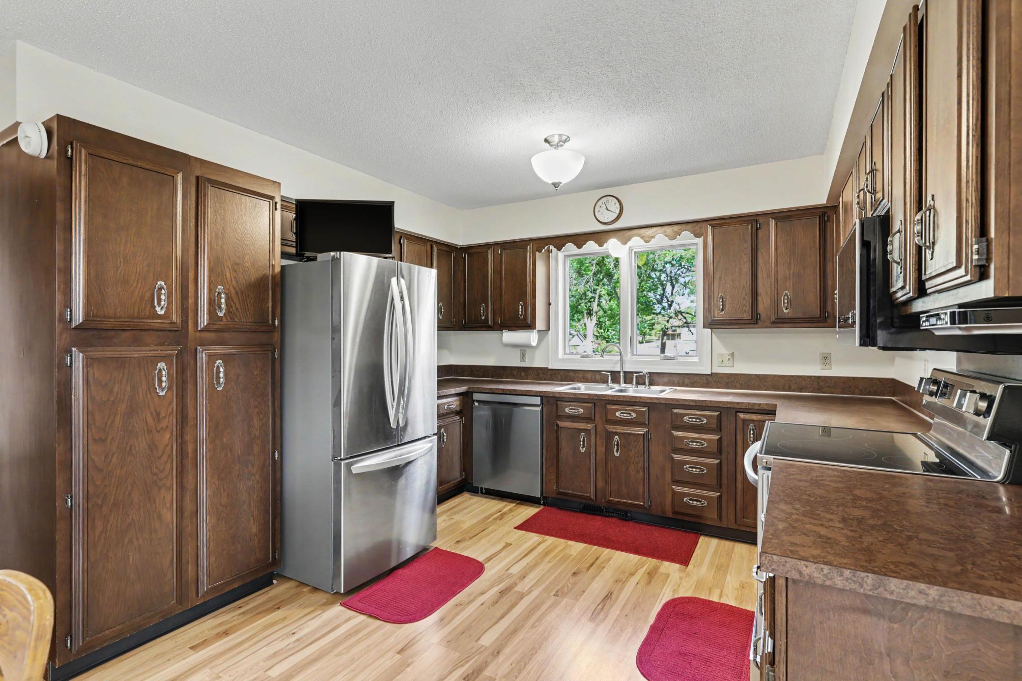 214 5th Avenue Ne Property Photo 4