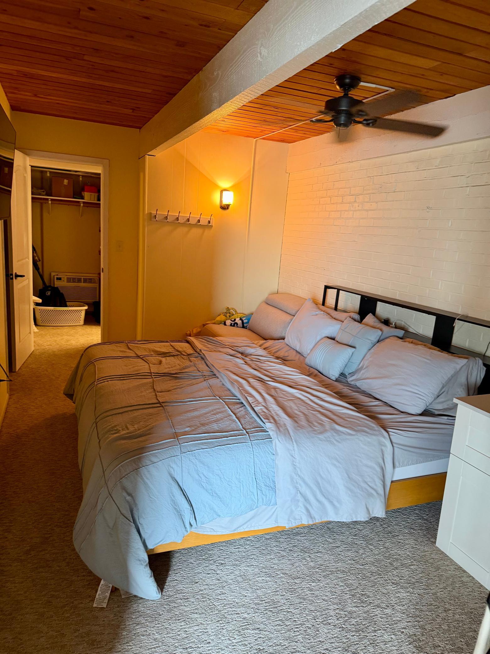 9151 Breezy Point Drive 418 Property Photo 11