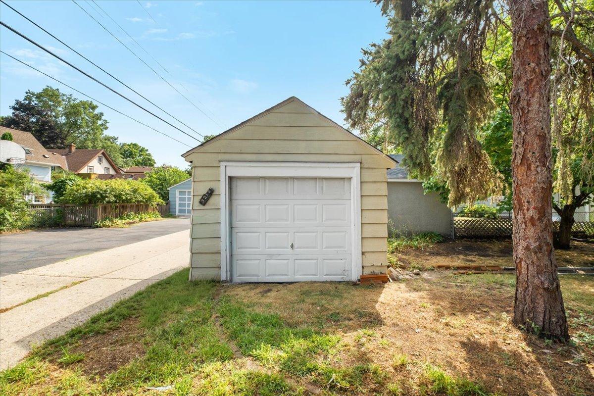 3213 42nd Avenue S Property Photo 21