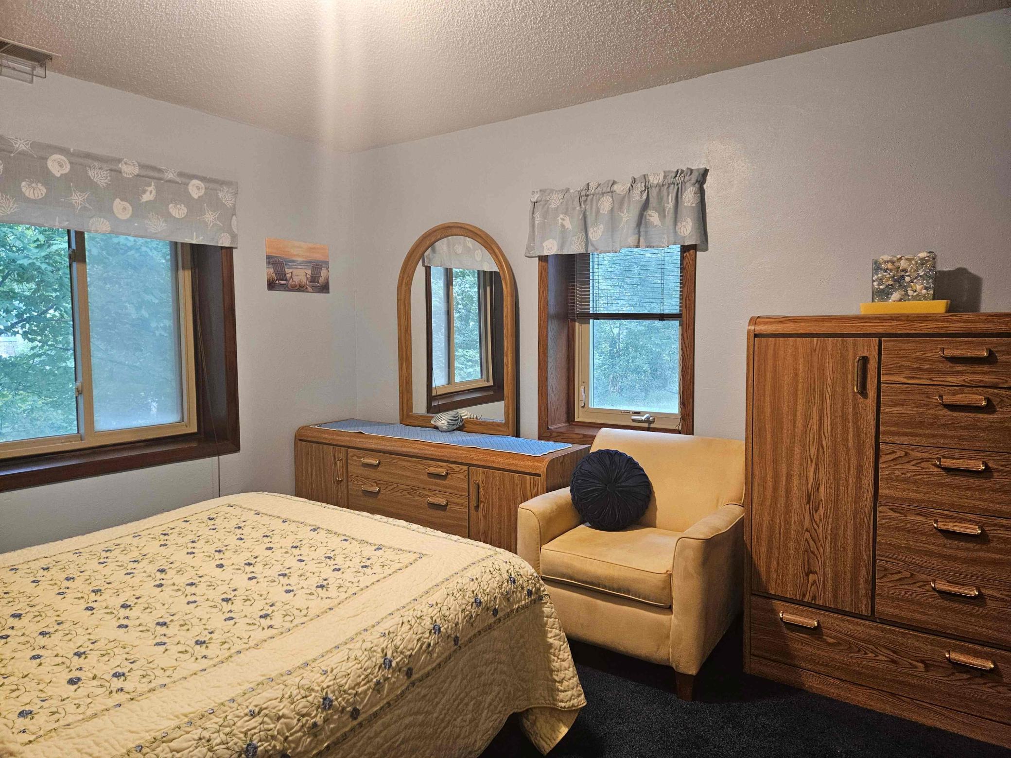 608 Chateau Circle Property Photo 8