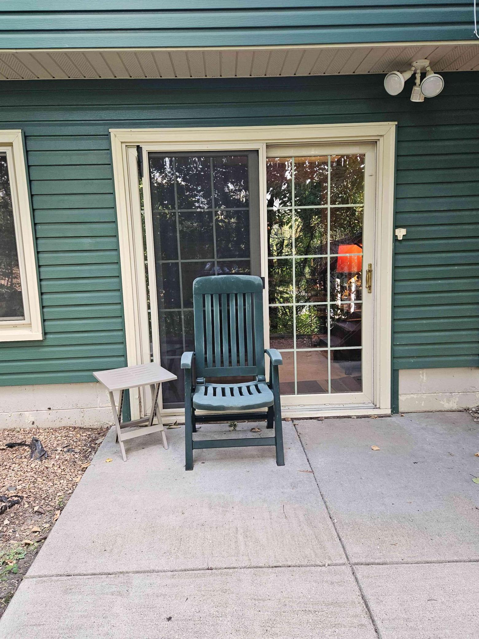 608 Chateau Circle Property Photo 11