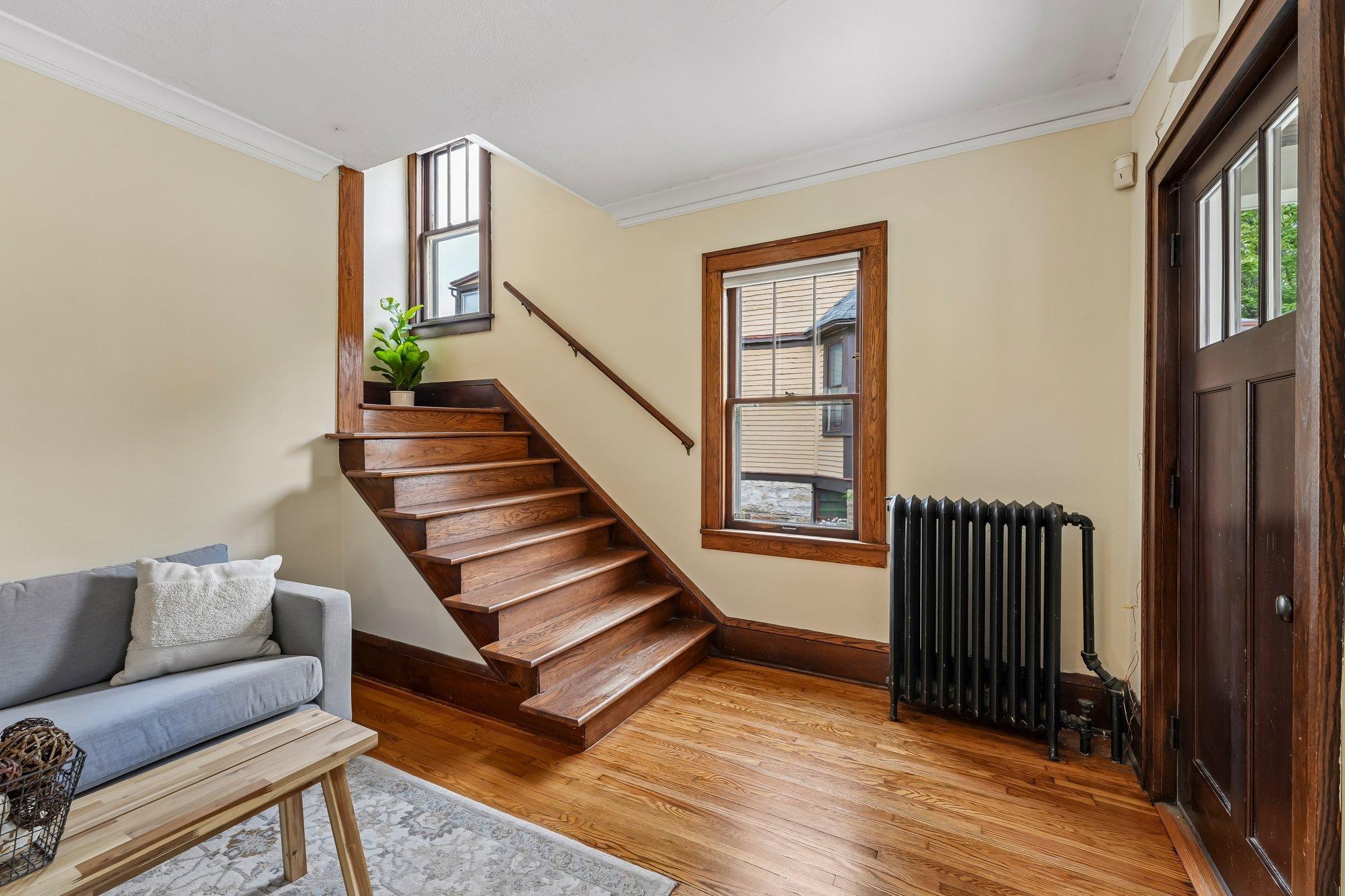 355 Bates Avenue Property Photo 7