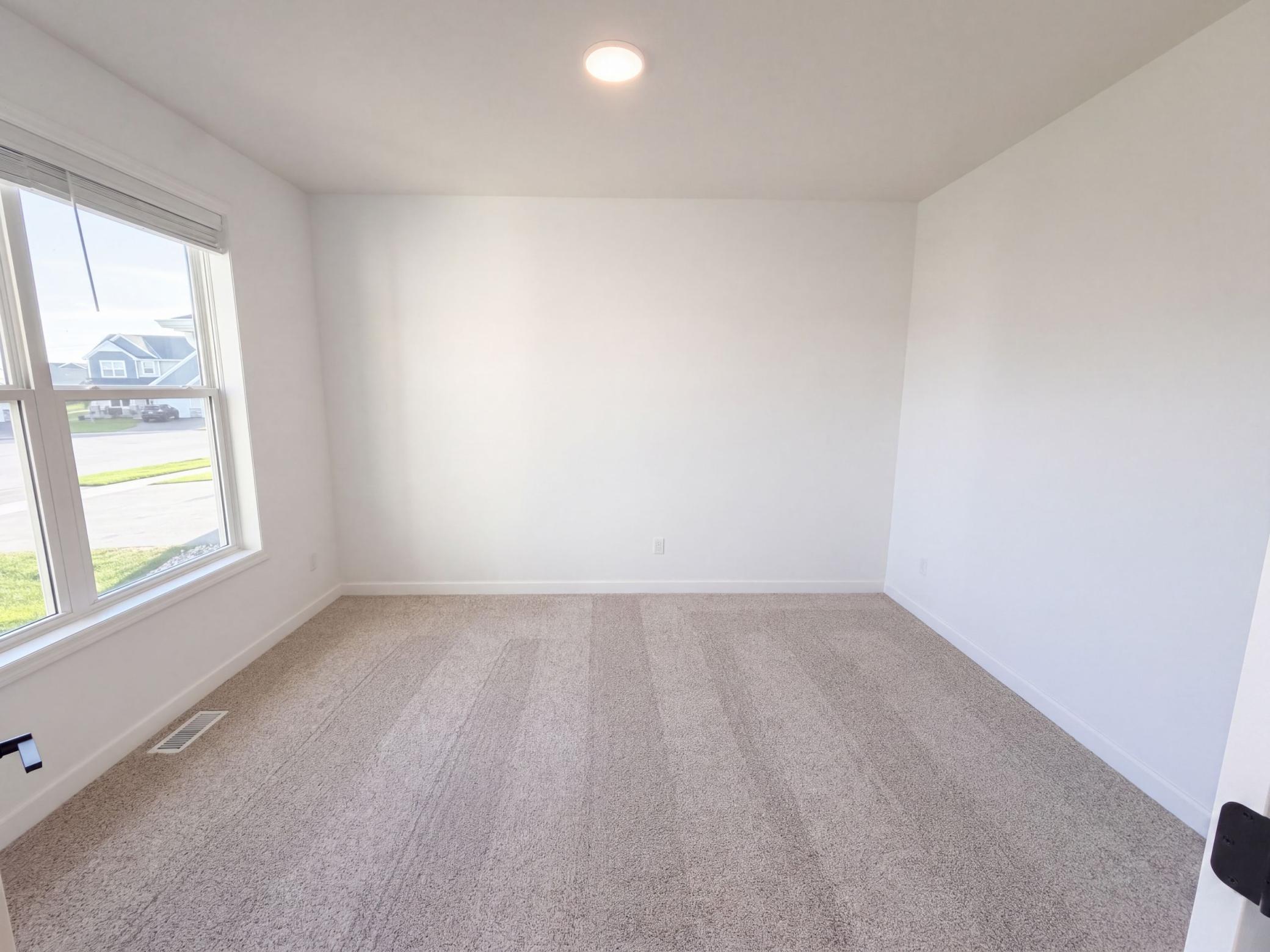 1577 Upper 141st Street E Property Photo 6