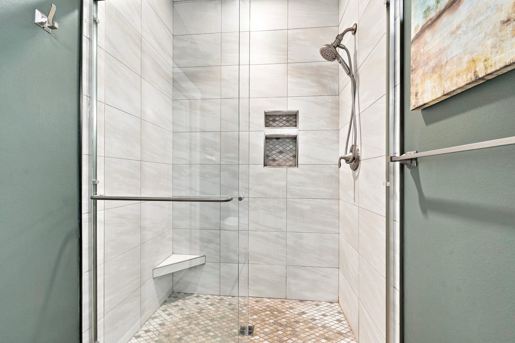 2446 Little Norway Se Property Photo 22