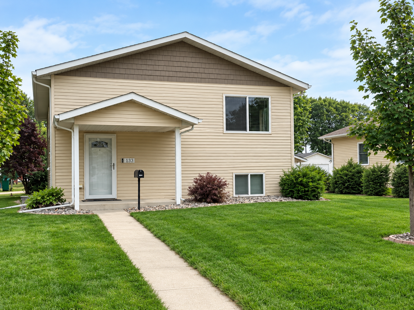 130 12th Street N Property Photo 1