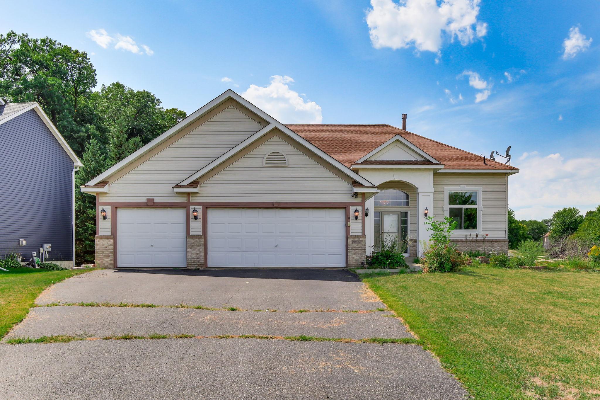 8837 Carriage Hill Place Property Photo 1