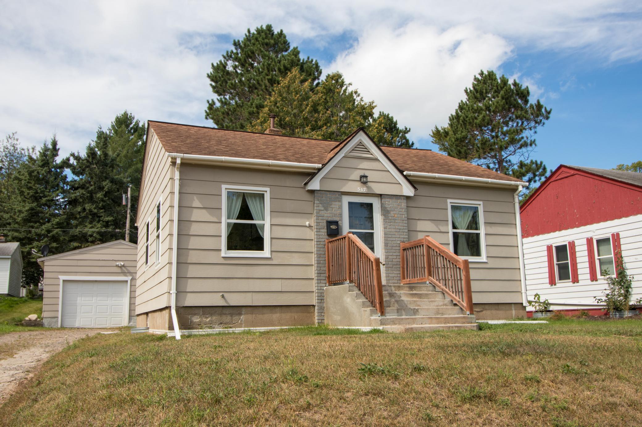 517 Ne 10th Avenue Property Photo 1