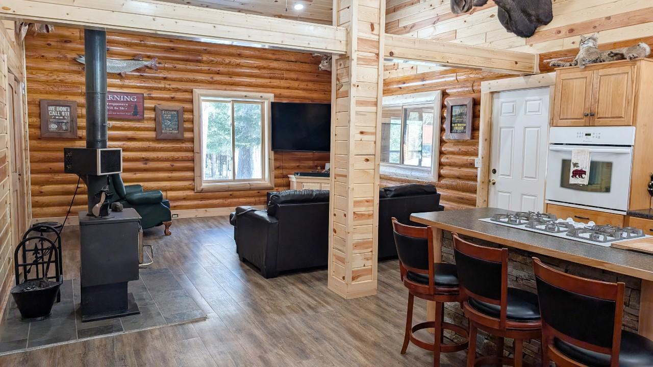 8854 River Road Property Photo 3