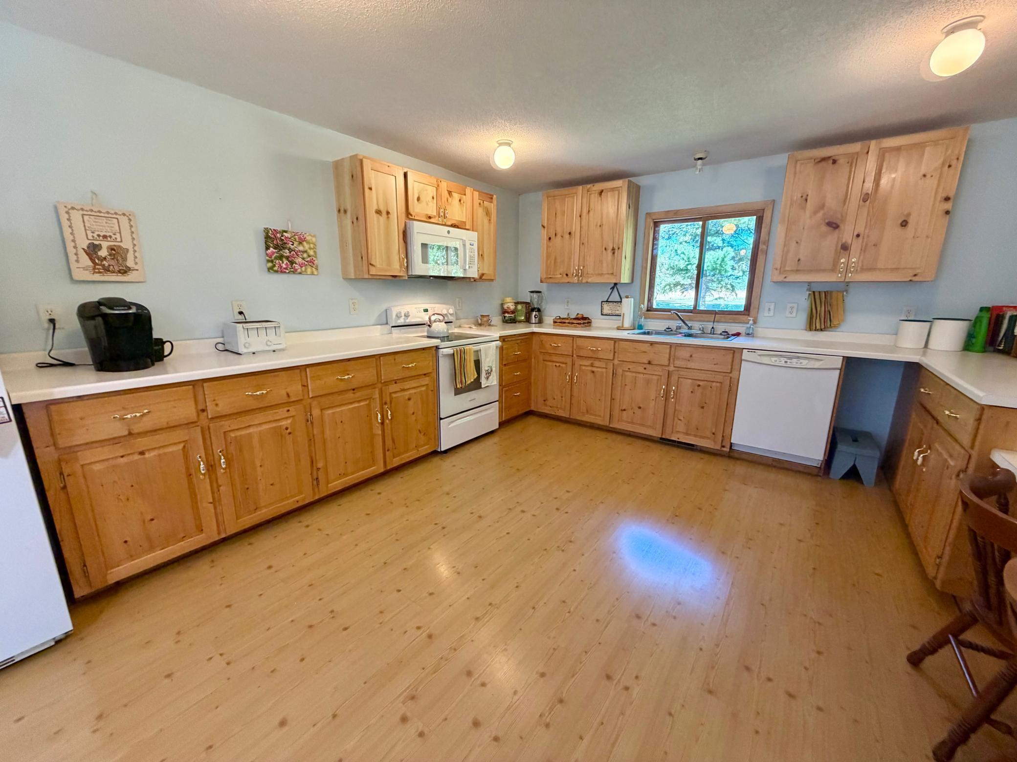 14255 County Highway 11 Property Photo 9