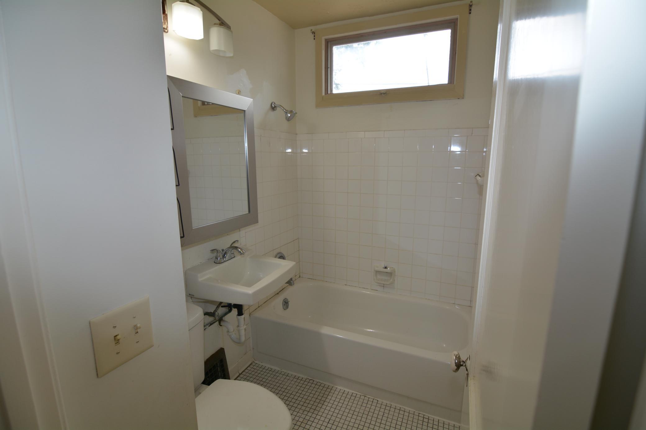 4108 E 27th Street Property Photo 19