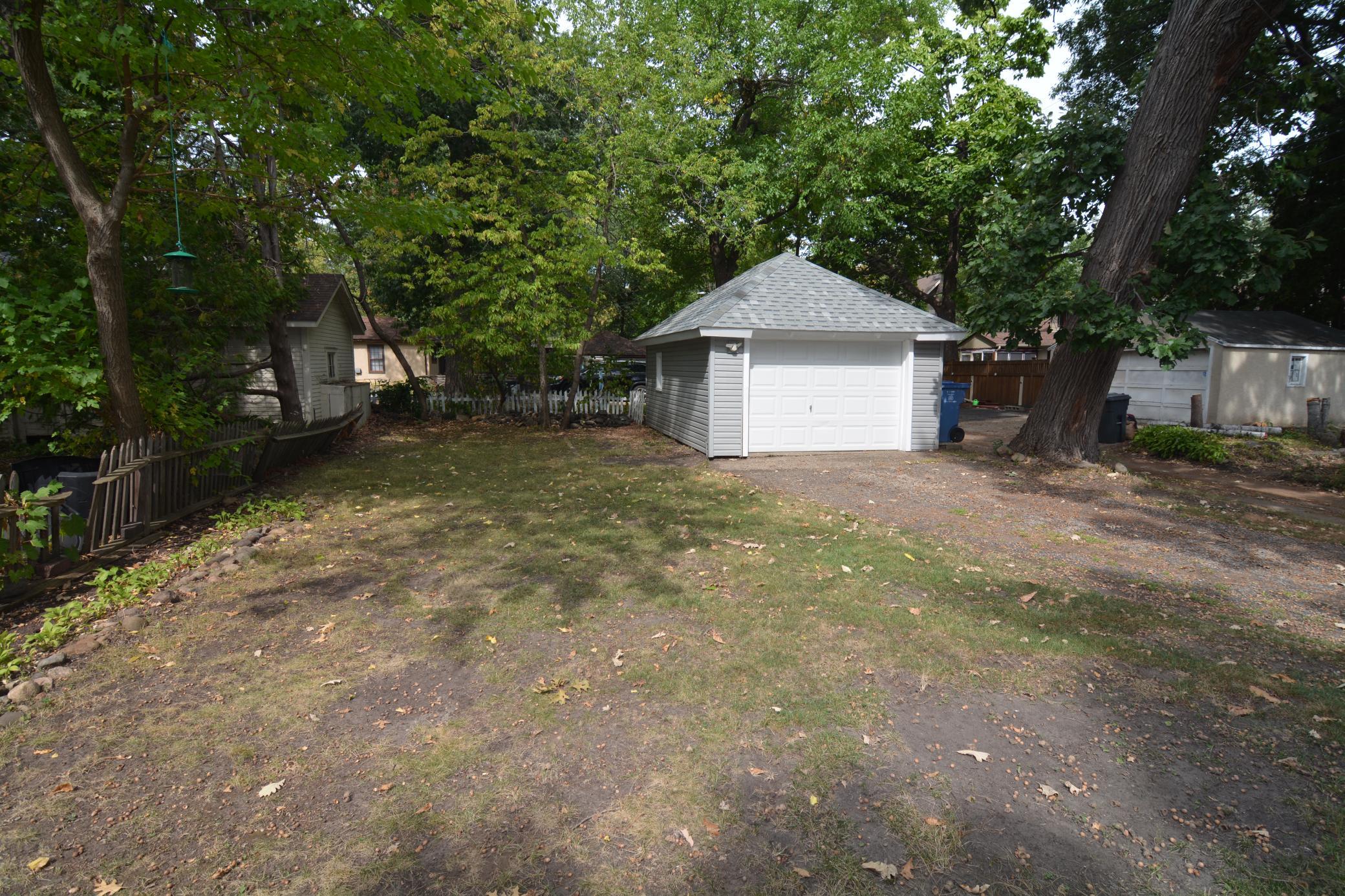 4108 E 27th Street Property Photo 39