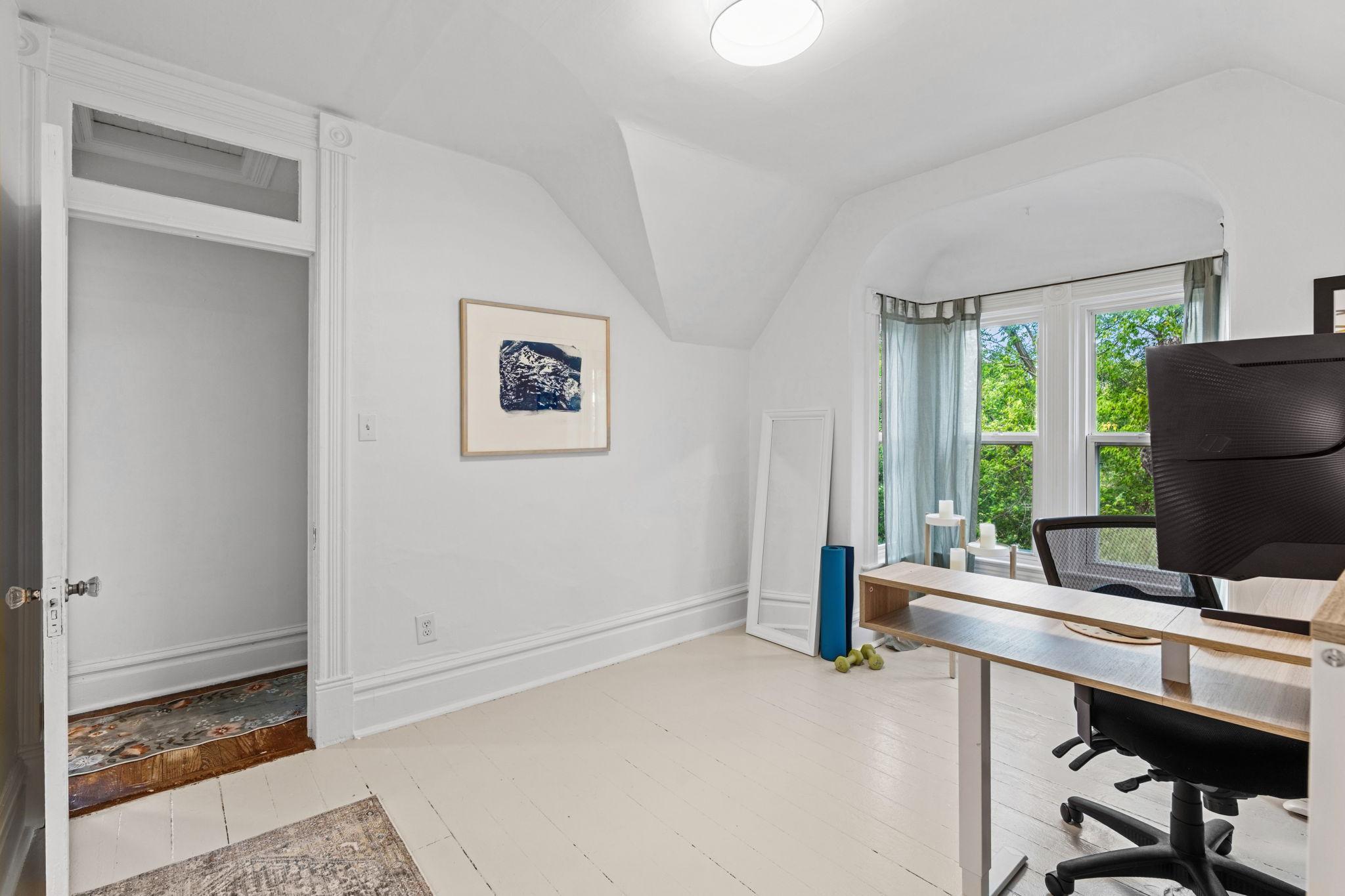 629 Hall Avenue Property Photo 24