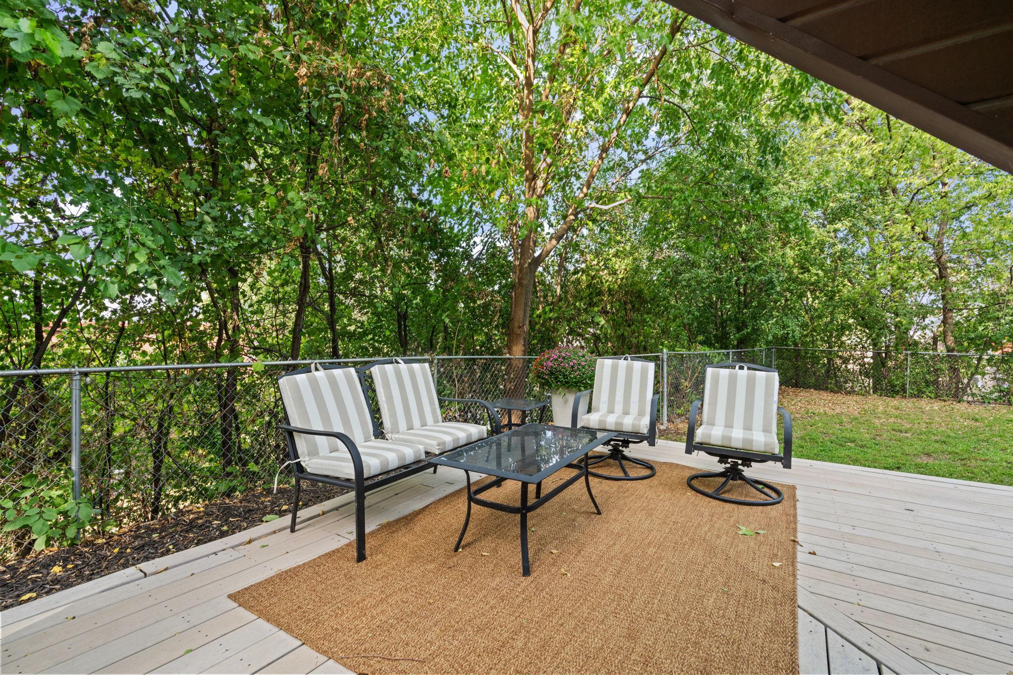 629 Hall Avenue Property Photo 37