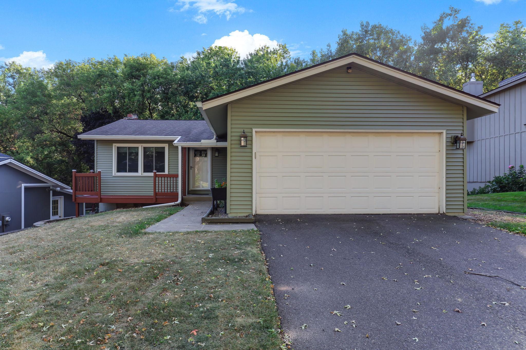 7064 Springhill Circle Property Photo 1