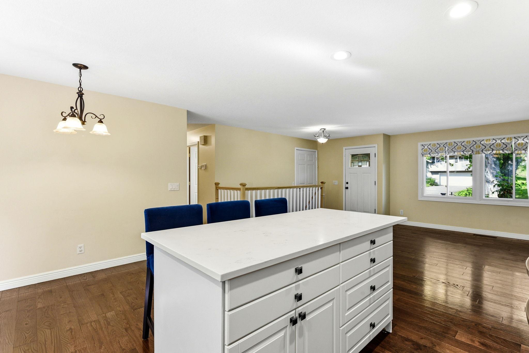 7064 Springhill Circle Property Photo 11