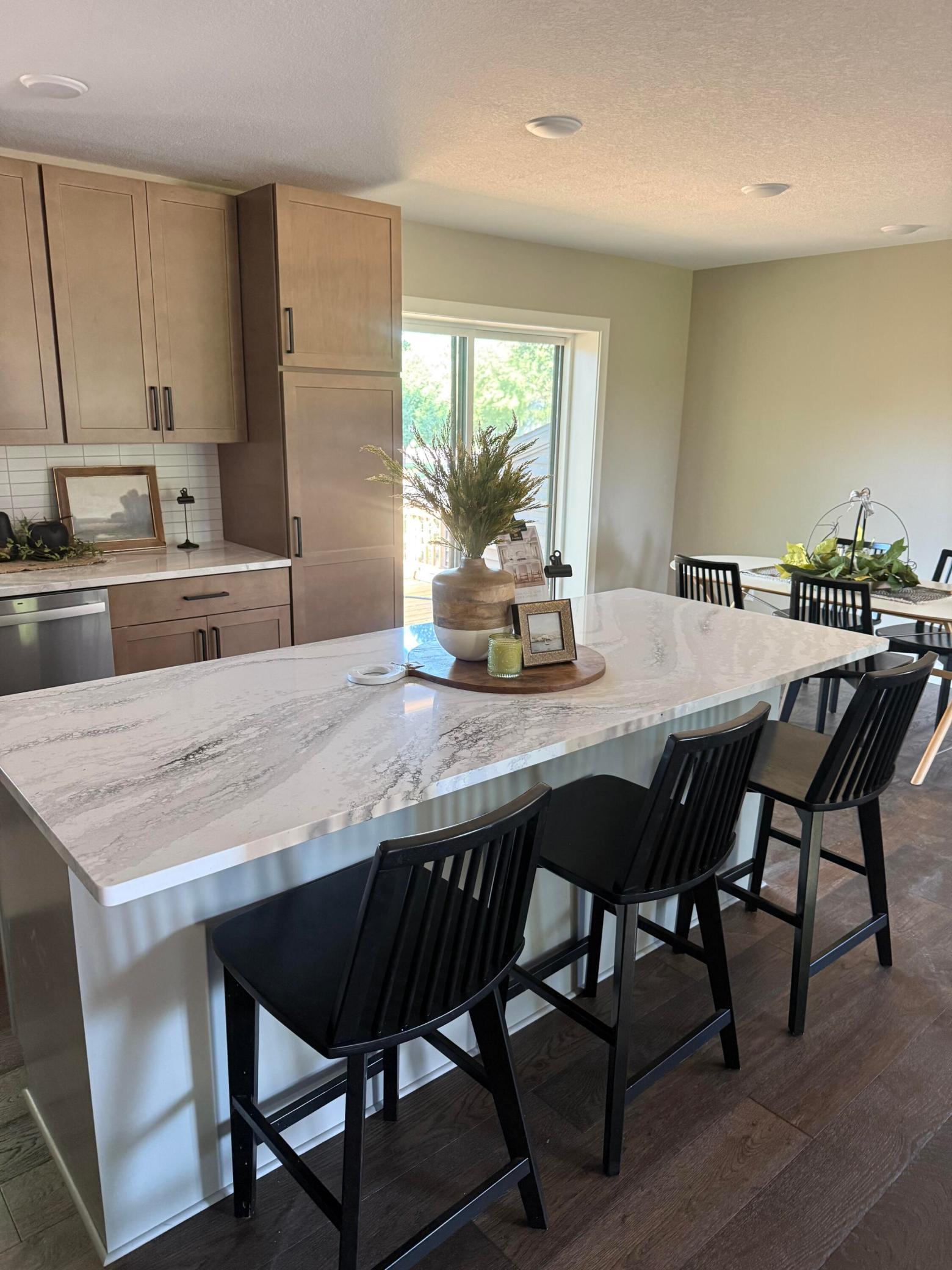 100 Edgewood Drive Property Photo 10