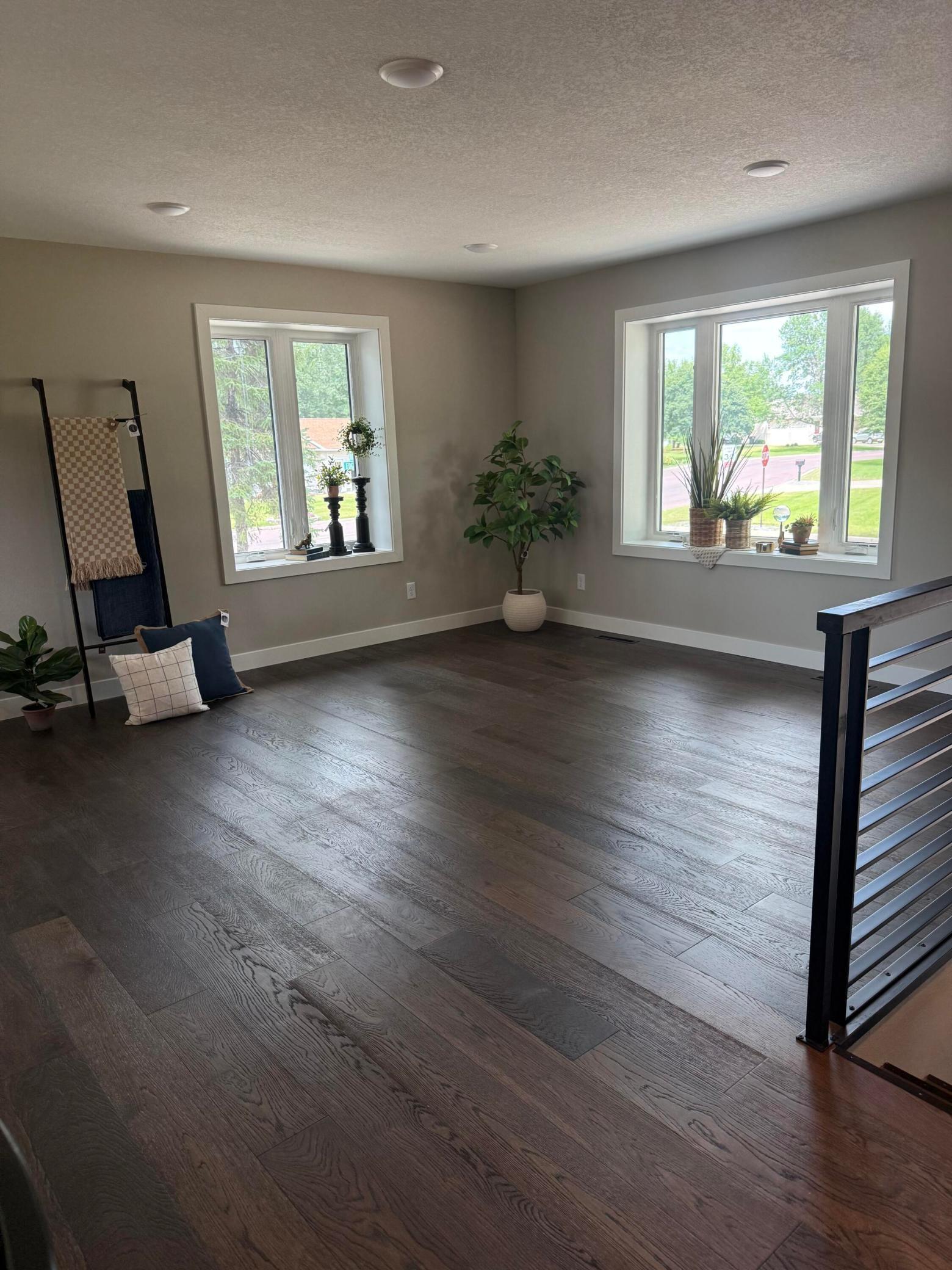 100 Edgewood Drive Property Photo 14