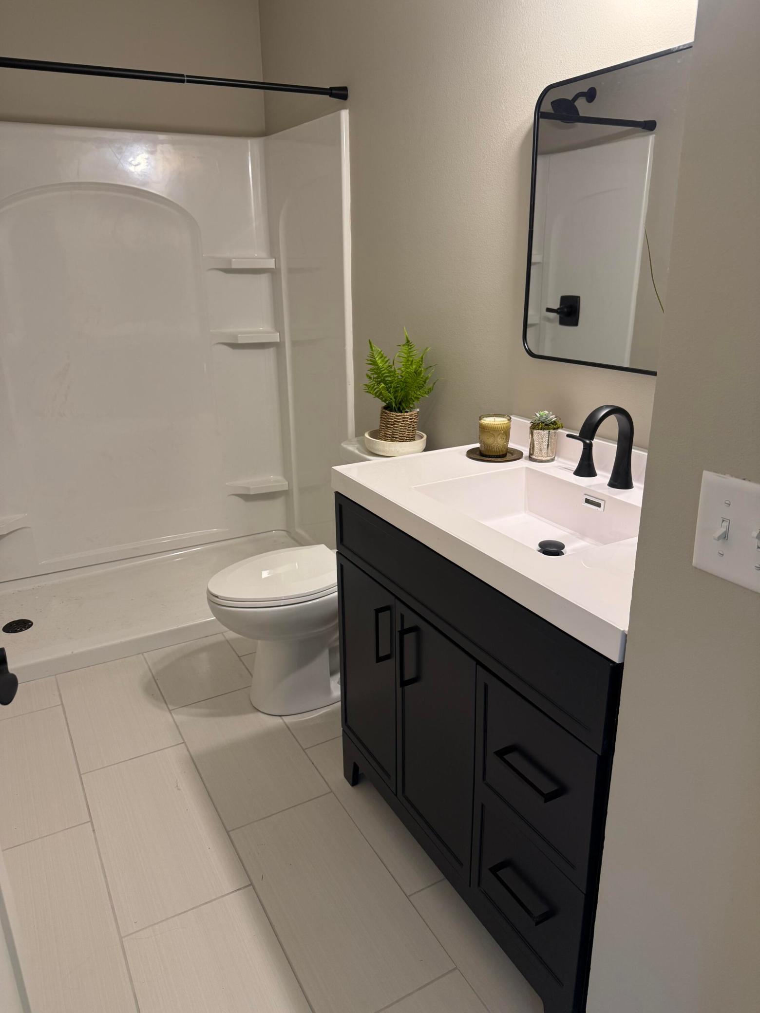 100 Edgewood Drive Property Photo 15