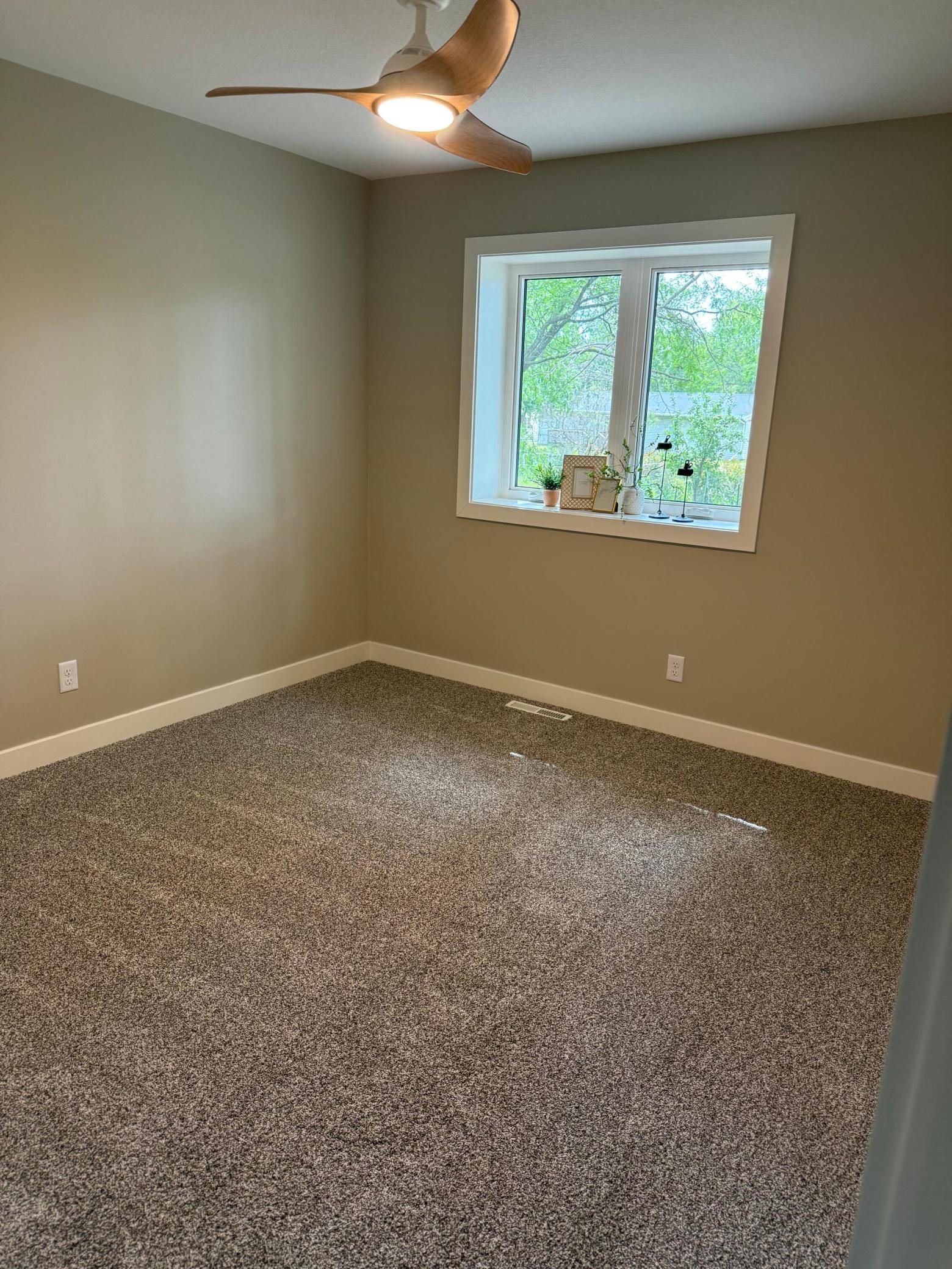 100 Edgewood Drive Property Photo 19