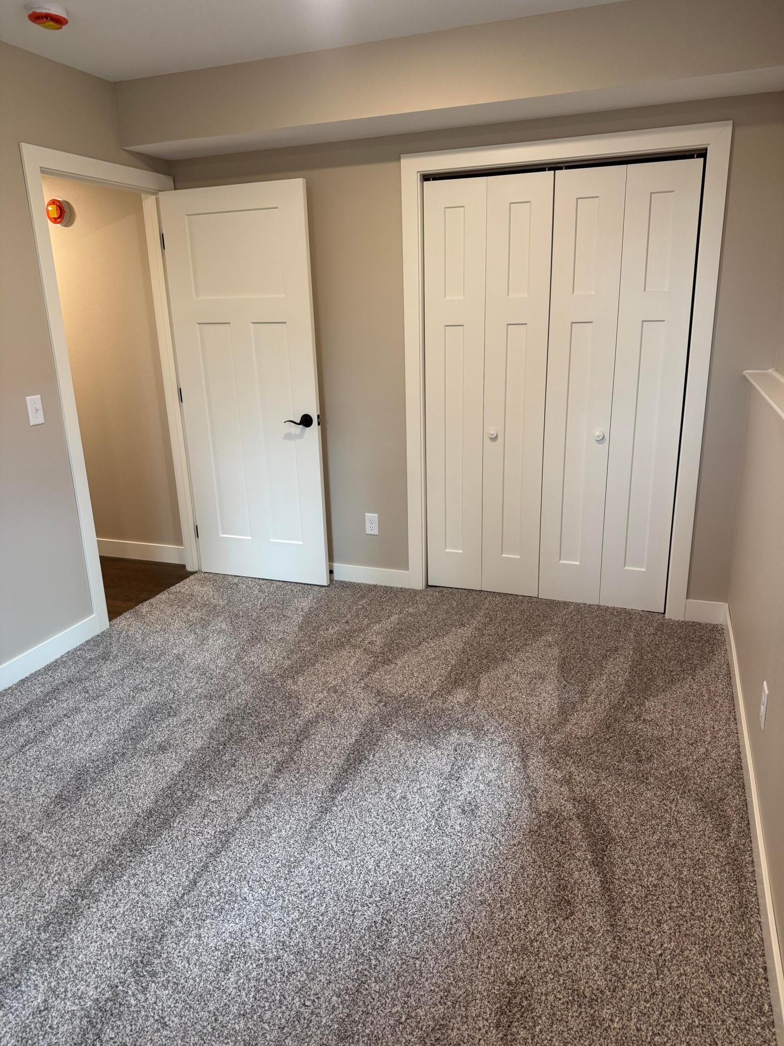 100 Edgewood Drive Property Photo 23