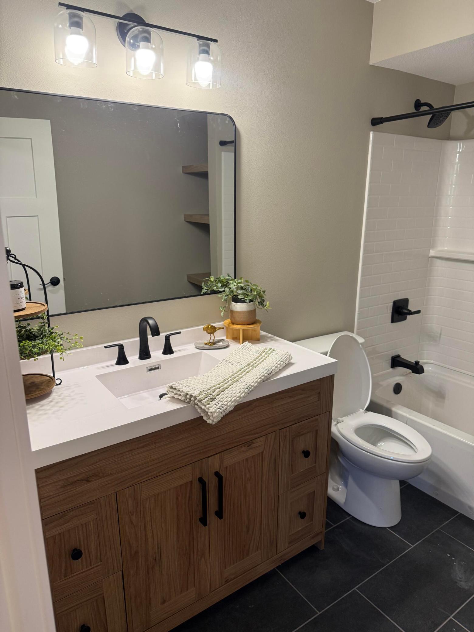 100 Edgewood Drive Property Photo 25