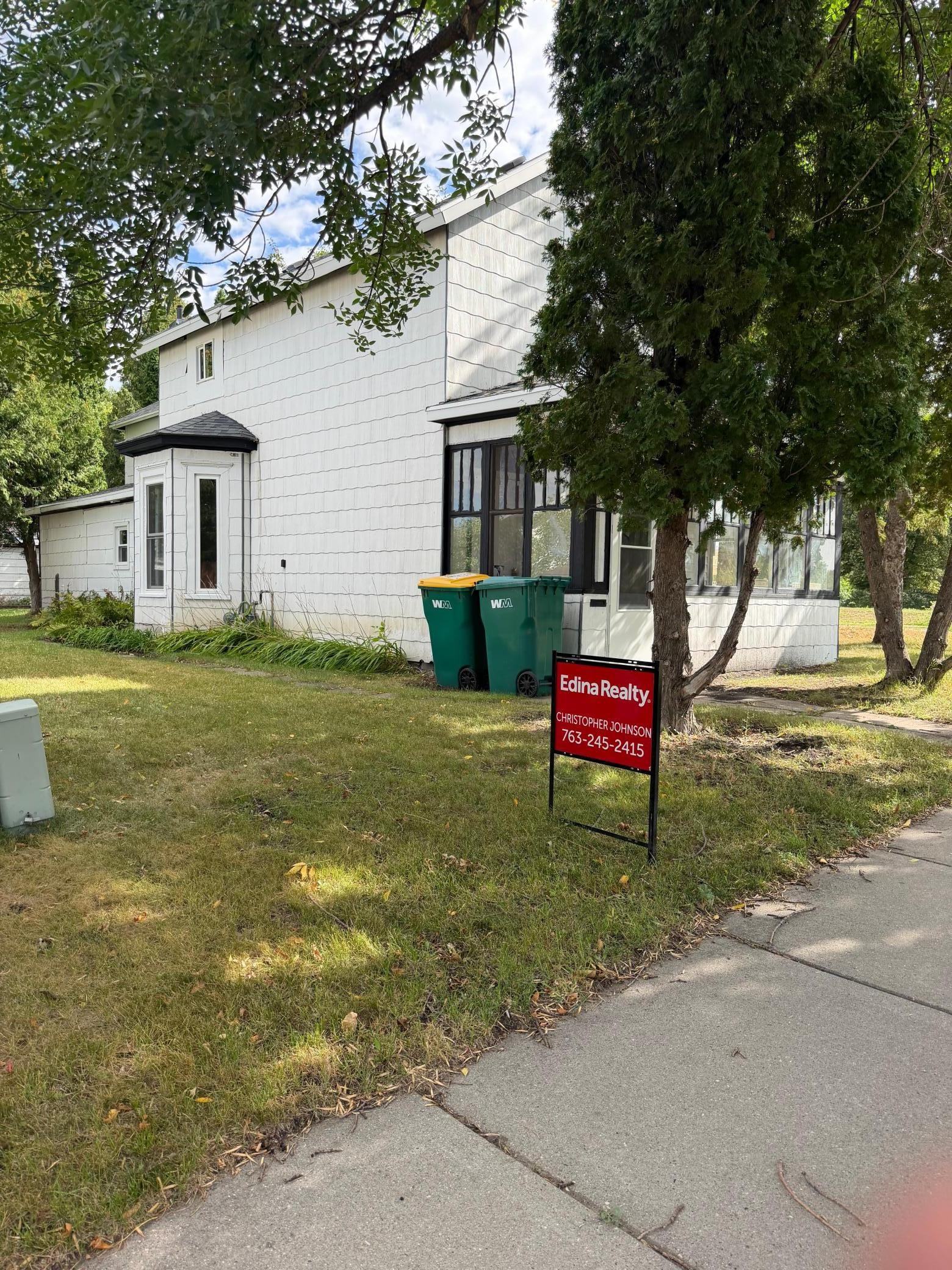 311 E 4th Street Property Photo 1